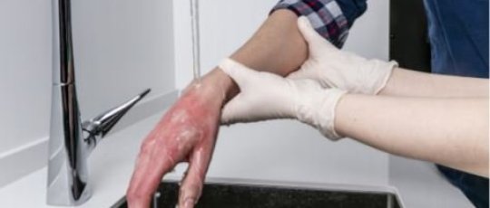 First aid in case of burns